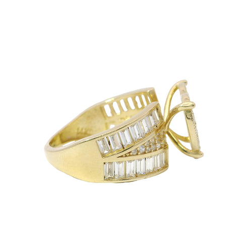 14KT Gold Ring Women's Jumbo Heart Shape White CZ Stones Cluster, Plain Border, and Baguette Chevron with Round White CZ Stones Center on Band