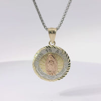 14KT Gold Charm Medium Round Tri Tone Quinceanera "15 Anos" Coin with Diamond Cut Edge and Plain Bell
